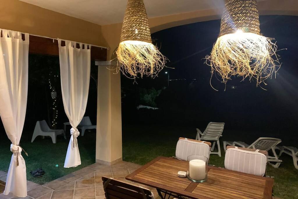 Villa Casa Adelaide, Oasi Di Pace Con Vista Mare à Olbia Extérieur photo