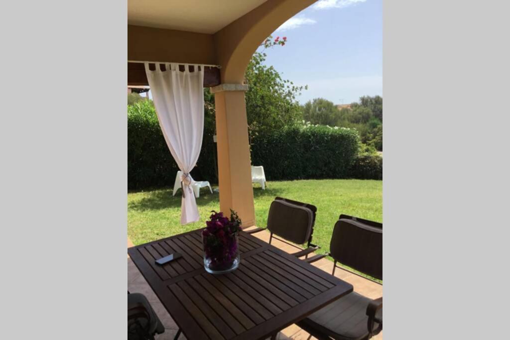 Villa Casa Adelaide, Oasi Di Pace Con Vista Mare à Olbia Extérieur photo